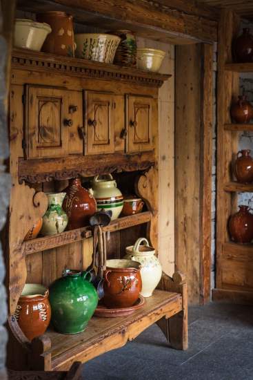 La Bouitte - tablette à portes